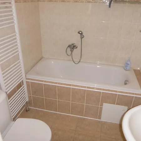 Apartman Utvina Exterior photo