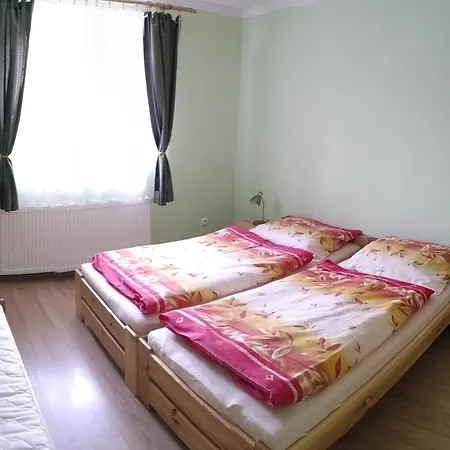 Apartman Utvina Exterior photo